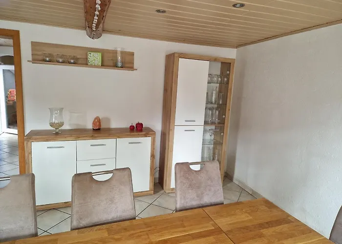 Blumenshein Bei Speyer Karlsruhe Familienfreundlich 5 Pers * Zeiskam